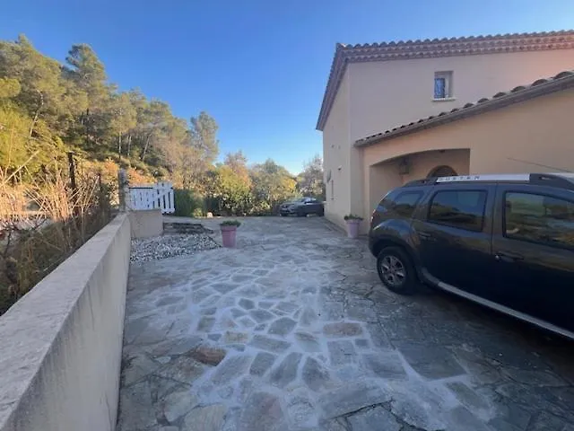 Nostra Casa , Entre Uzes, Nimes, Anduze * Bragassargues
