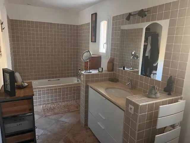 Nostra Casa , Entre Uzes, Nimes, Anduze Bragassargues